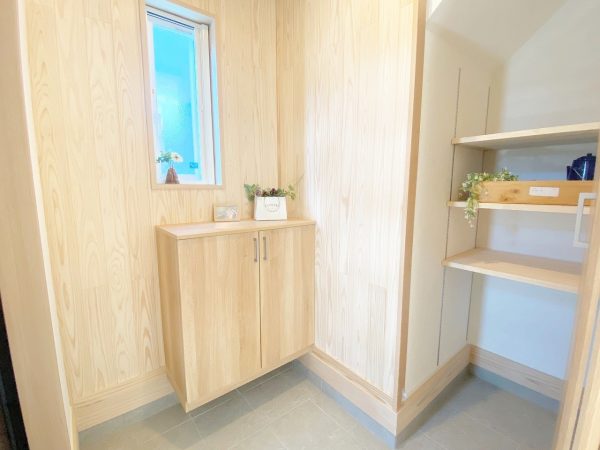 小松島新堤　B棟