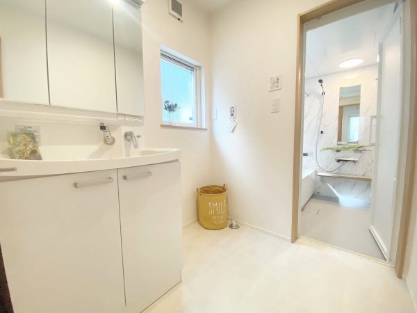 小松島新堤　B棟