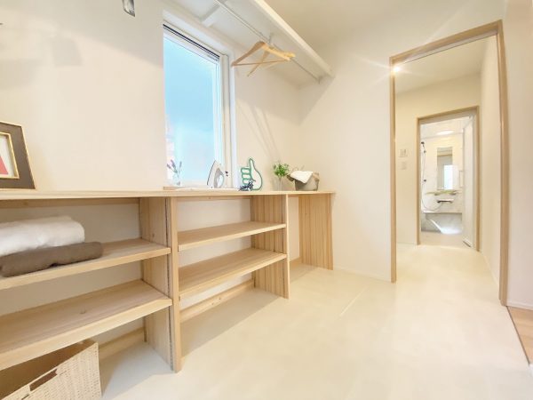 小松島新堤　B棟