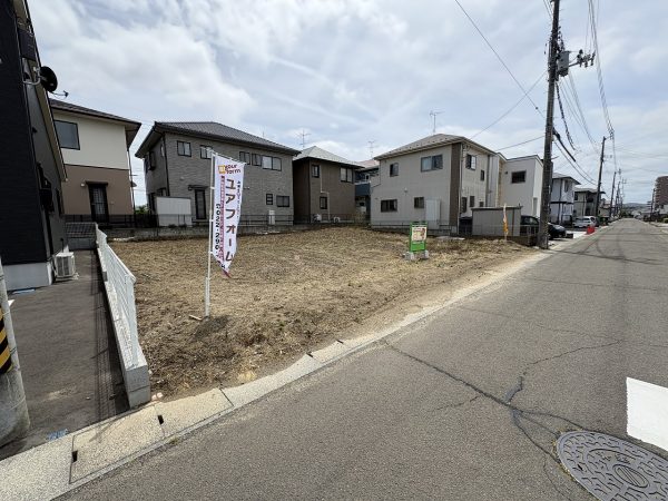 東中田1丁目 土地　2区画